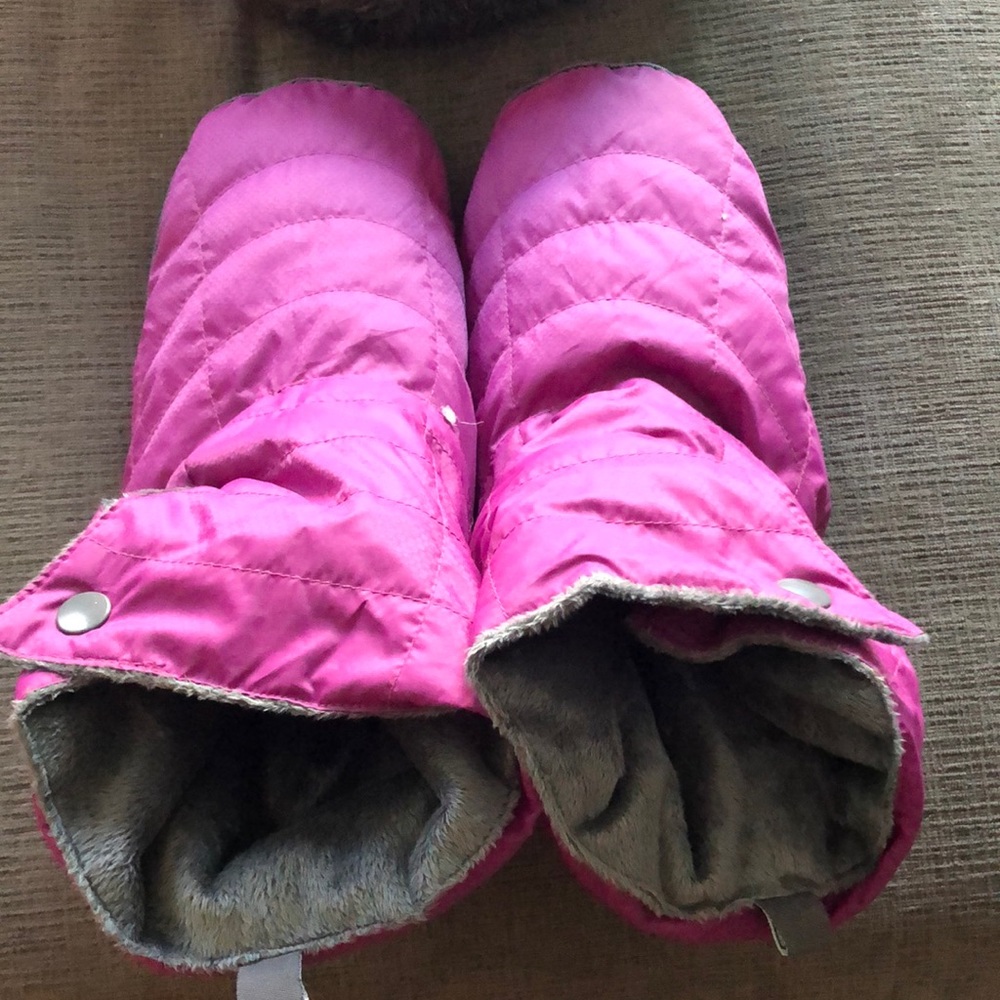 REI down booties. Purple size women medium